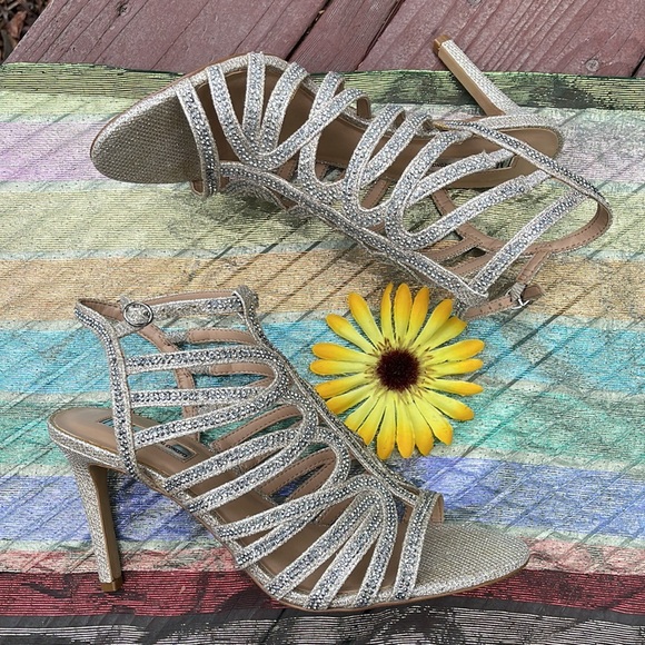 🌺 INC International Concepts Gawdie Open Toe Ankle Strap Sandals Wmn. Sz. 8.5M - Picture 6 of 16